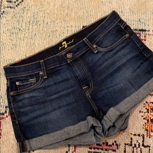 7 For All Mankind Denim Shorts! ✨ Like NEW!